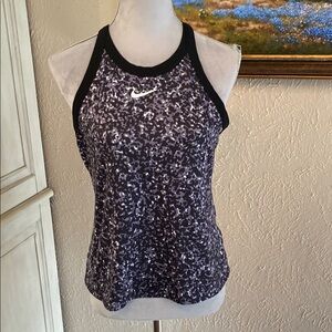 Nike Women's Black and Gray Patterned Tank Top